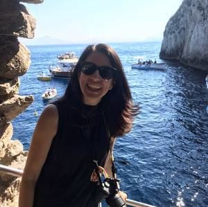 Meet your Posher, Lealan